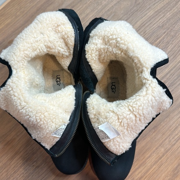 UGG Australia CHANEY Water Resistant Moto Boots in Black Suede Leather Size 8 - Picture 6 of 8